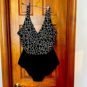 Swim 365 bathing suit 20W